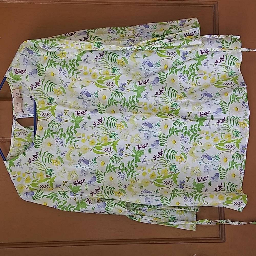 Philosophy floral top.